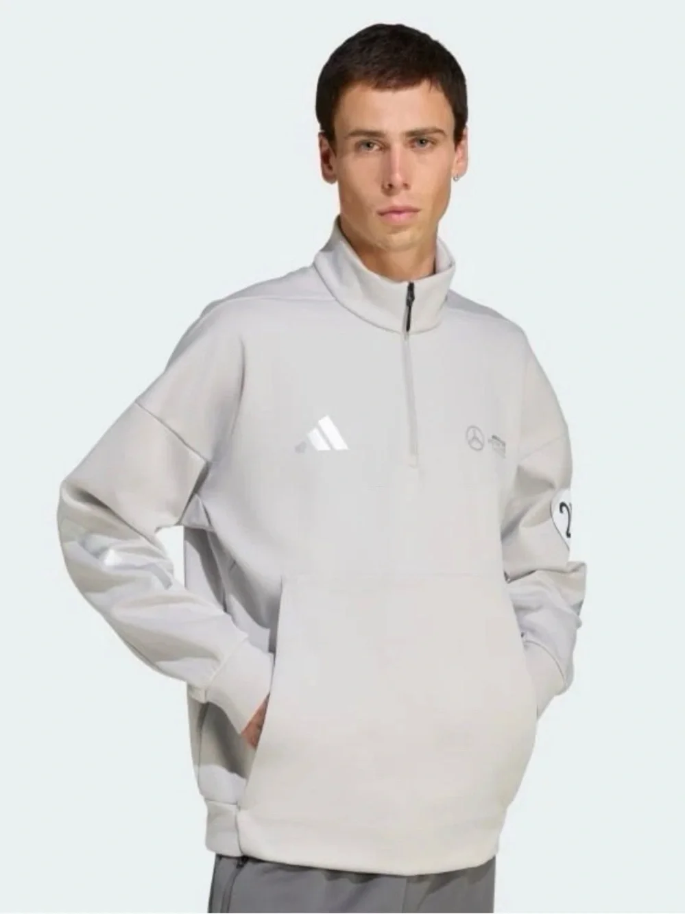 ADIDAS MERCEDES  AMG PETRONAS FORMULA ONE TEAM SILVER ARROWS HALF-ZIP Sweater XS